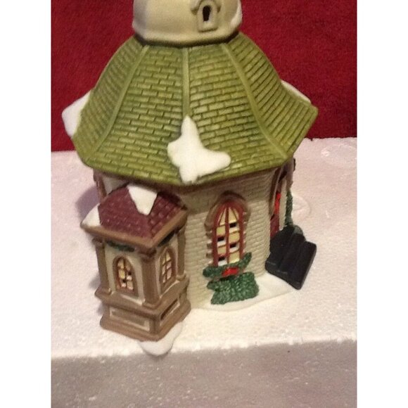 Santa's Workbench - Hope Chapel - 1999  - 479-3378 - Picture 5 of 8